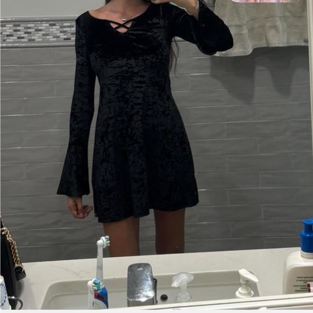 Hollister Elegant Black Long Sleeve Dress
